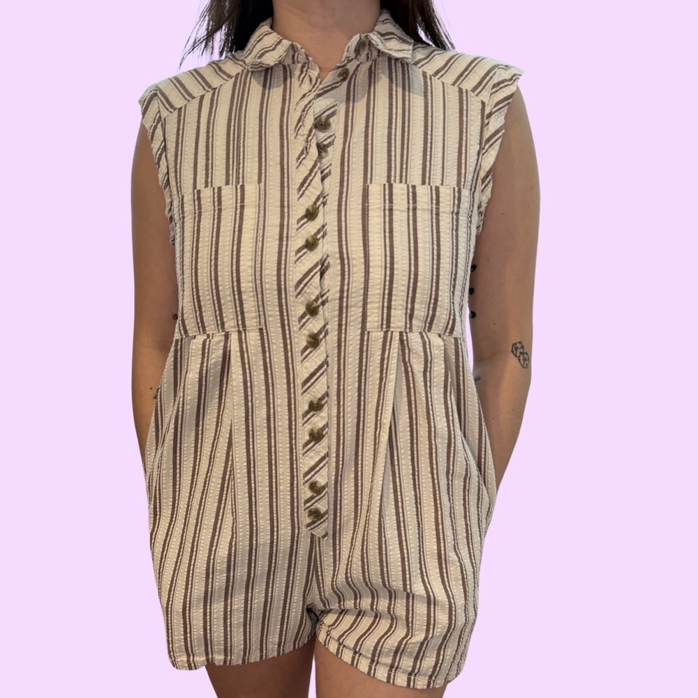 Urban Outfitters Sleeveless Striped Romper in Cream and Brown